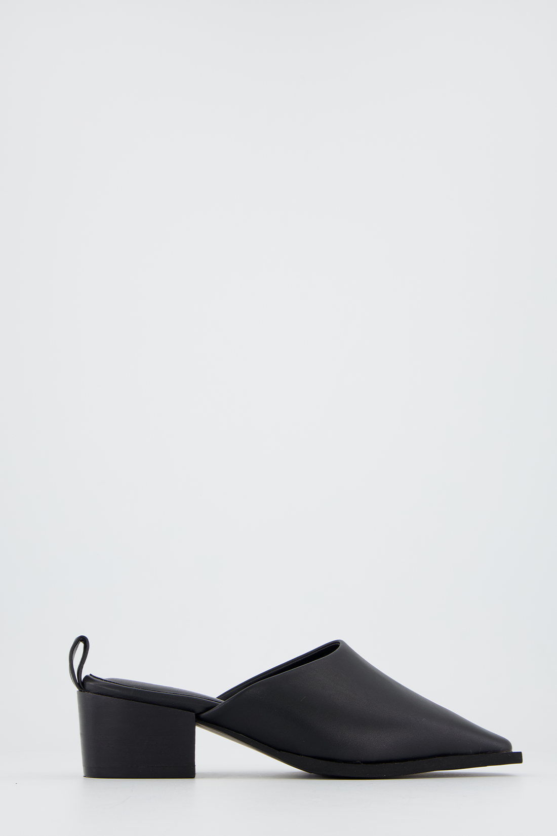 Classic slingback mule